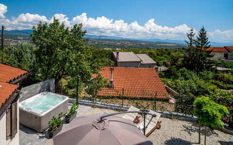 Amberg: Tetto, Proprietà, Immobiliare, Cielo, Zona Residenziale, Architettura, Casa, Casa, Albero, Costruzione