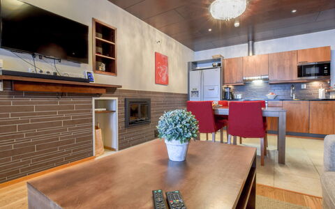 Tahko Spa Junior Suite Orange B6: Albero, Banca, Casa, Villetta, Lago, Stagno, Foresta, Log Cabin