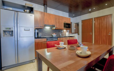 Tahko Spa Junior Suite Orange B6: Appartamento, Condominio, Piscina, Dock, Marina, Ricorrere, Hotel, Resort Citta ', Passerella