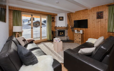 Baroudeur B04: Mobilia, Legna, Casa, Interior Design, Soffitto, Casa, Soggiorno, Divano, Villetta, Camera