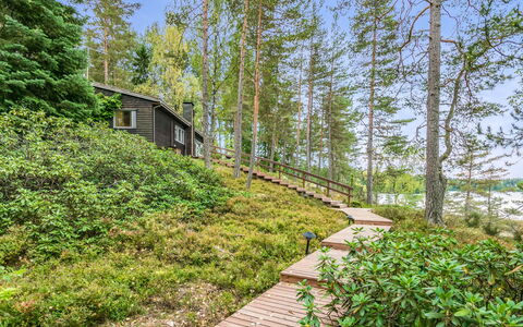 Ranta-Iivari: Albero, Banca, Casa, Villetta, Lago, Stagno, Foresta, Log Cabin
