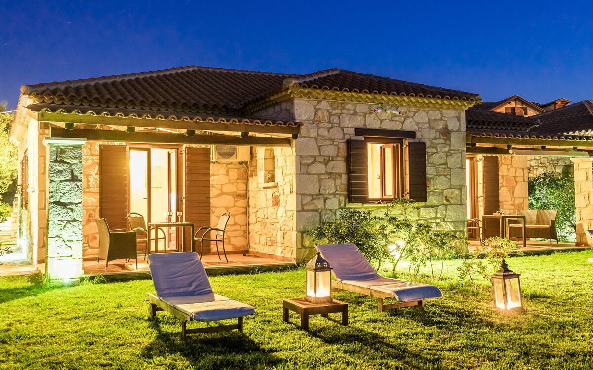 Gerakari Junior Villa