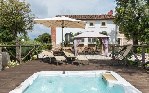 Villa Del Santo Bastiano: Proprietà, Casa, Piscina, Casa, Costruzione, Immobiliare, Zona Residenziale, Estate, Villa, Backyard