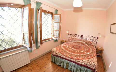 La Cipressa: Camera Da Letto, Camera, Letto, Proprietà, Mobilia, Lenzuolo, Bedding, Telaio Del Letto, Interior Design, Costruzione