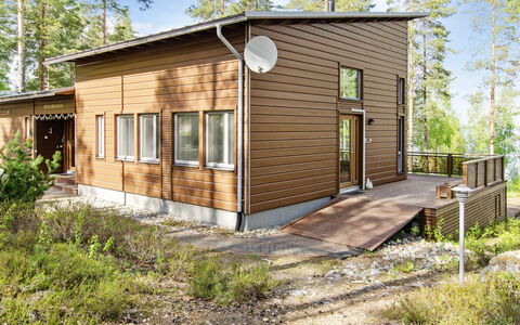 Pielislinna Loma-Koli: Albero, Banca, Casa, Villetta, Lago, Stagno, Foresta, Log Cabin