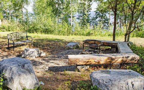 Pielislinna Loma-Koli: Mobilia, Sedia, Mobili Da Esterno, Tavolo, Legna, Tavolo Esterno, Cucina & Sala Da Pranzo Tavolo, Shade, Giardino, Ombrello