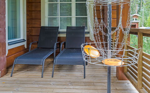 Villa Utu: Mobilia, Sedia, Mobili Da Esterno, Tavolo, Legna, Tavolo Esterno, Cucina & Sala Da Pranzo Tavolo, Shade, Giardino, Ombrello