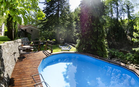 Il Molino: Acqua, Pianta, Costruzione, Albero, Piscina, Corpo D'Acqua, Tempo Libero, Paesaggio Naturale, Shade, Erba