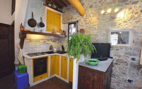 Il Nido: Proprietà, Camera, Costruzione, Casa, Cucina, Interior Design, Immobiliare, Mobilia, Controsoffitto, Casa