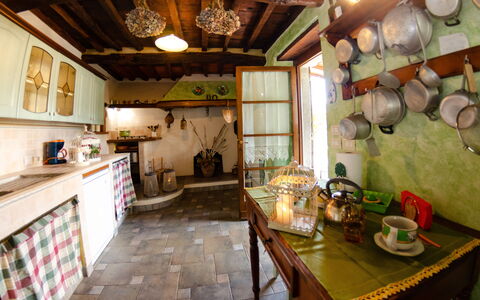 Podere L'istrice: Proprietà, Camera, Costruzione, Casa, Interior Design, Mobilia, Casa, Soffitto, Immobiliare, Cucina
