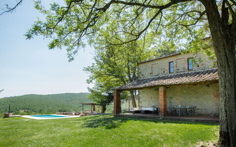 Villa Fabbri: Pianta, Costruzione, Cielo, Proprietà, Natura, Paesaggio Naturale, Finestra, Albero, Vegetazione, Lotto