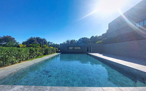 Porto Vecchio 123: Acqua, Piscina, Materiale Composito, Giochi D'Acqua, Riflessione, Reflecting Pool, Design, Ricorrere, Piastrella