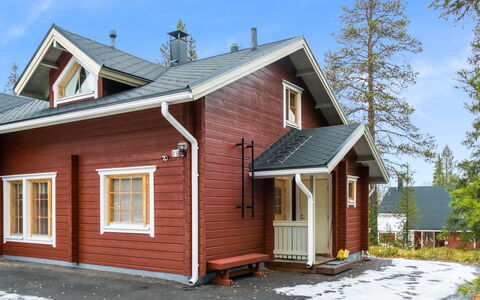 Levimaa: Legna, Raccordo, Villetta, Casa, Casa, Plank, Edifici Giardino, Log Cabin, Latifoglie, Portico