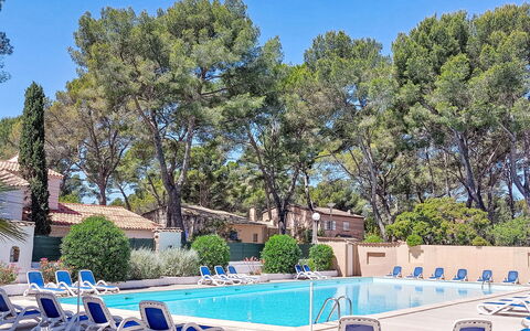 La Marina: Ricorrere, Piscina, Estate, Shade, Landscaping, Hotel, Resort Citta ', Hacienda, Mobili Da Esterno, Villa