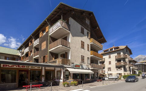 San Anton: Erba, Pascolo, Paesaggio, Ecoregione, Plain, Comunita 'Impianto, Lotto, Mobili Da Esterno, Prateria, Shrubland