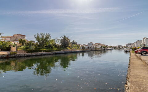 Sol i Canal: Corpo D'Acqua, Waterway, Acqua, Cielo, Canale, Risorse Idriche, Fiume, Giorno, Riflessione, Banca