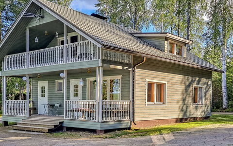 Kesäranta: Legna, Casa, Portico, Villetta, Casa, Raccordo, Tetto, Porta, Estate, Latifoglie