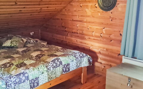 Kesäranta: Camera Da Letto, Legna, Pavimento, Pavimentazione, Letto, Lenzuolo, Bedding, Camera, Interior Design, Telaio Del Letto