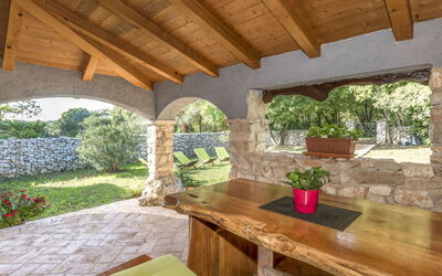 Cetina