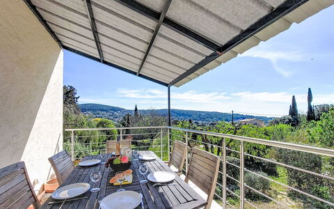 La Chilière: Mobilia, Sedia, Mobili Da Esterno, Tavolo Esterno, Shade, Balcone, Cucina & Sala Da Pranzo Tavolo, Portico, Deck, Terrazza