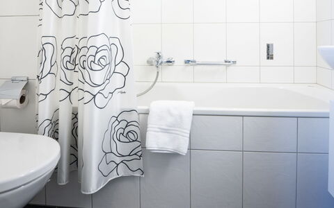 Champfer 2: Pianta, Acqua, Proprietà, Mobilia, Costruzione, Tavolo, Finestra, Azzurro, Sedia, Interior Design