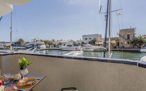 Symar: Proprietà, Immobiliare, Marina, Vacanza, Architettura, Appartamento, Casa, Veicolo, Costruzione, Tetto