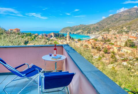 Olivi Del Mesco - Levanto: Blu, Proprietà, Azzurro, Vacanza, Immobiliare, Cielo, Casa, Mare, Costa, Turismo
