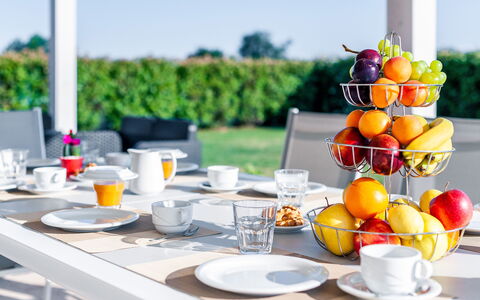 Villa Le Terme: Giallo, Brunch, Pasto, Tavolo, Prima Colazione, Cibo, Cena Di Prova, Banchetto, Festa, Tavola