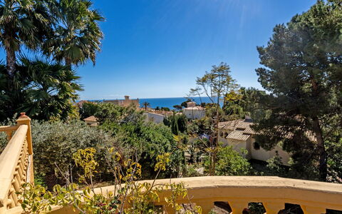 Villa Casablanca: Proprietà, Cielo, Vegetazione, Immobiliare, Natura Selvaggia, Albero, Botanica, Casa, Montagna, Casa