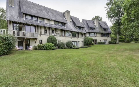 Les Hauts de Deauville: Proprietà, Casa, Estate, Costruzione, Erba, Casa, Architettura, Immobiliare, Prato, Zona Residenziale