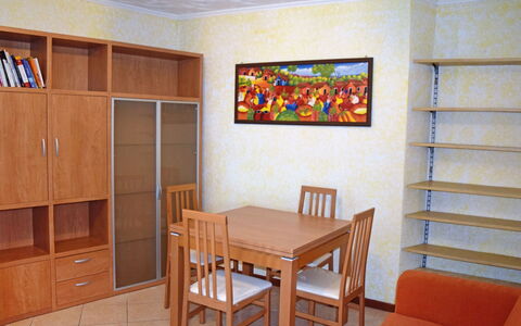 La Mia Casetta: Mobilia, Proprietà, Tavolo, Legna, Sedia, Costruzione, Dipingere, Interior Design, Cabinetry, Architettura