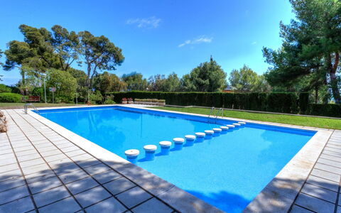 Cap Roig: Piscina, Proprietà, Immobiliare, Tempo Libero, Casa, Casa, Vacanza, Cielo, Erba, Albero