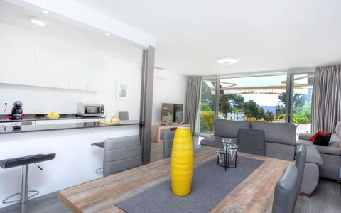Cap Roig: Proprietà, Camera, Interior Design, Giallo, Immobiliare, Mobilia, Casa, Costruzione, Tavolo, Casa
