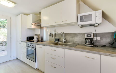 Mas de la Plage: Controsoffitto, Camera, Proprietà, Cabinetry, Cucina, Mobilia, Interior Design, Costruzione, Casa, Casa