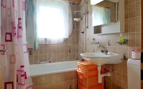 Saskia: Marrone, Specchio, Rubinetto, Lavello, Idraulico Fixture, Proprietà, Lavandino Del Bagno, Bagno, Viola, Costruzione