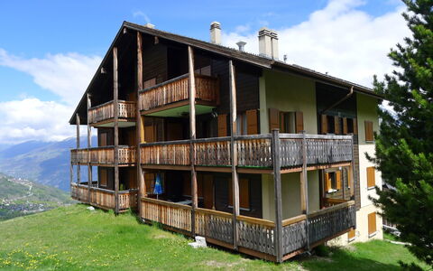 Saskia: Casa, Proprietà, Costruzione, Casa, Villetta, Immobiliare, Architettura, Hill Station, Camera, Estate