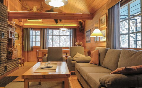 Keromaja: Mobilia, Interior Design, Legna, Pavimentazione, Soffitto, Divano, Pavimento, Camera, Tavolo, Soggiorno