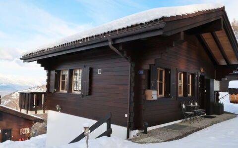 Chalet Didi: Casa, Proprietà, Neve, Casa, Inverno, Costruzione, Architettura, Immobiliare, Tetto, Proprietà Del Materiale