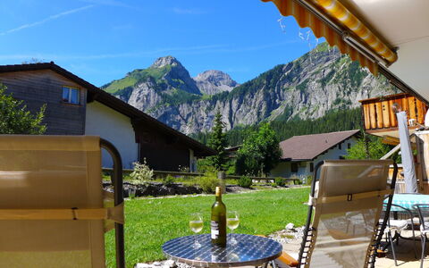 Kandersteg 310: Montagna, Geografia Montane, Proprietà, Catena Montuosa, Paesaggio Naturale, Alpi, Immobiliare, Camera, Casa, Hill Station
