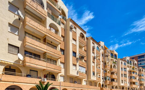 Calpe Calp 1110: Costruzione, Proprietà, Architettura, Appartamento, Uso Misto, Zona Residenziale, Condominio, Immobiliare, Quartiere, Cittadina