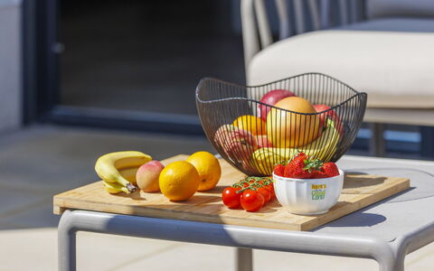 Grande: Tavolo, Mobilia, Cibo, Tavola, Frutta, Arancia, Giallo, Legna, Dishware