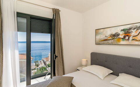 Villa Meri 2: Camera Da Letto, Camera, Proprietà, Mobilia, Letto, Interior Design, Costruzione, Suite, Immobiliare, Casa