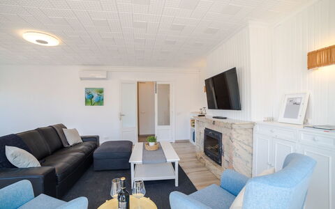 Can Josep: Camera, Mobilia, Proprietà, Interior Design, Soggiorno, Costruzione, Tavolo, Casa, Immobiliare, Pavimento
