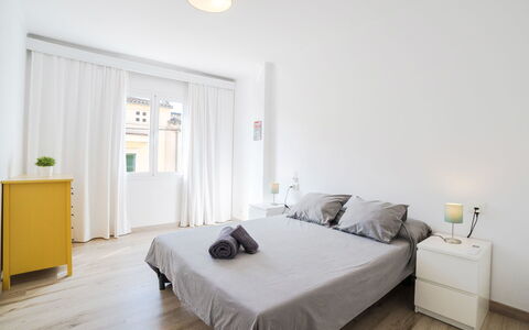 Can Josep: Camera Da Letto, Mobilia, Letto, Camera, Proprietà, Pavimento, Interior Design, Telaio Del Letto, Lenzuolo, Parete