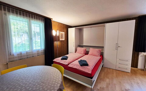 Sörenweg 5: Mobilia, Interior Design, Legna, Camera Da Letto, Pavimento, Pavimentazione, Letto, Camera, Appartamento, Telaio Del Letto