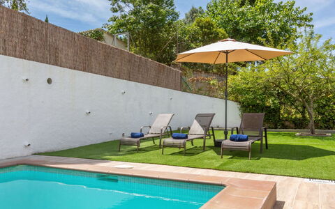Paradis: Piscina, Ricorrere, Casa, Eco Hotel, Estate, Terrazza, Villa, Cortile, Design, Mobili Da Esterno