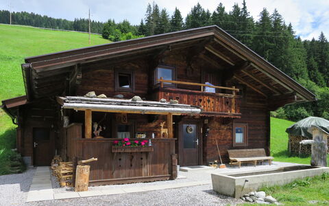 Simonhütte: Proprietà, Log Cabin, Costruzione, Casa, Villetta, Legna, Albero, Capanna, Paesaggio, Montagna