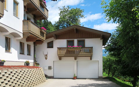 Margit: Proprietà, Casa, Costruzione, Casa, Immobiliare, Zona Residenziale, Architettura, Villetta, Estate, Appartamento