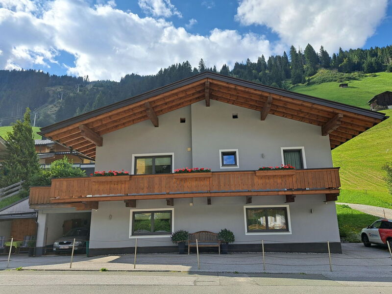 Haus Alina