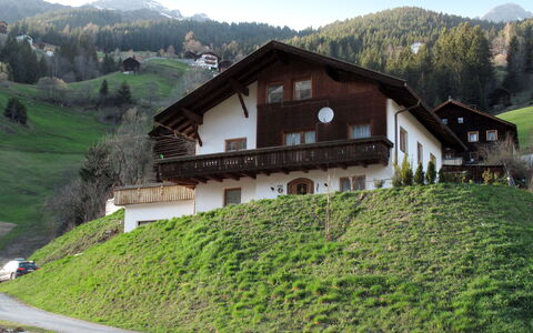 Maria: Geografia Montane, Montagna, Catena Montuosa, Hill Station, Highland, Proprietà, Alpi, Casa, Paesino Di Montagna, Paesaggio Naturale